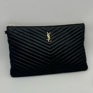 Chevron matelasse Clutch